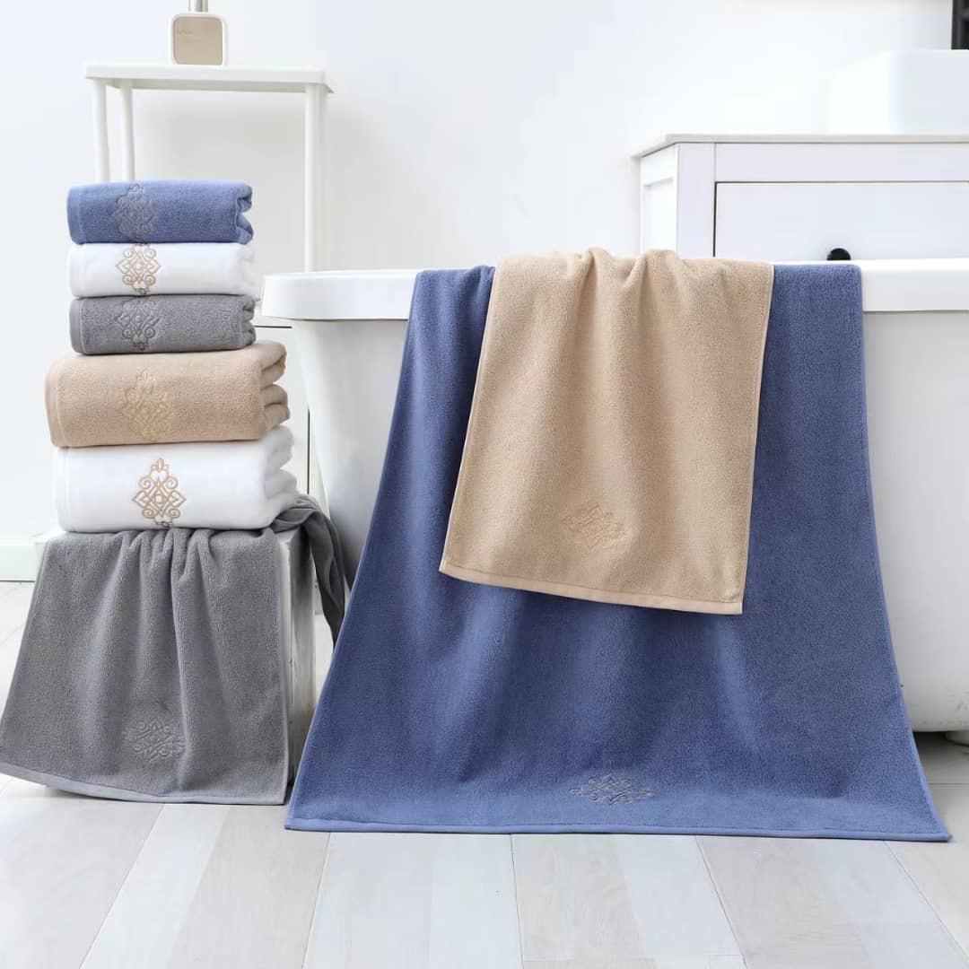 Premium Plain Bathroom Towels - Classic Solid Colors
